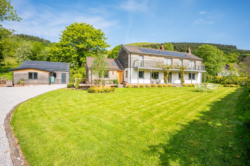 Front Elevation- click for photo gallery